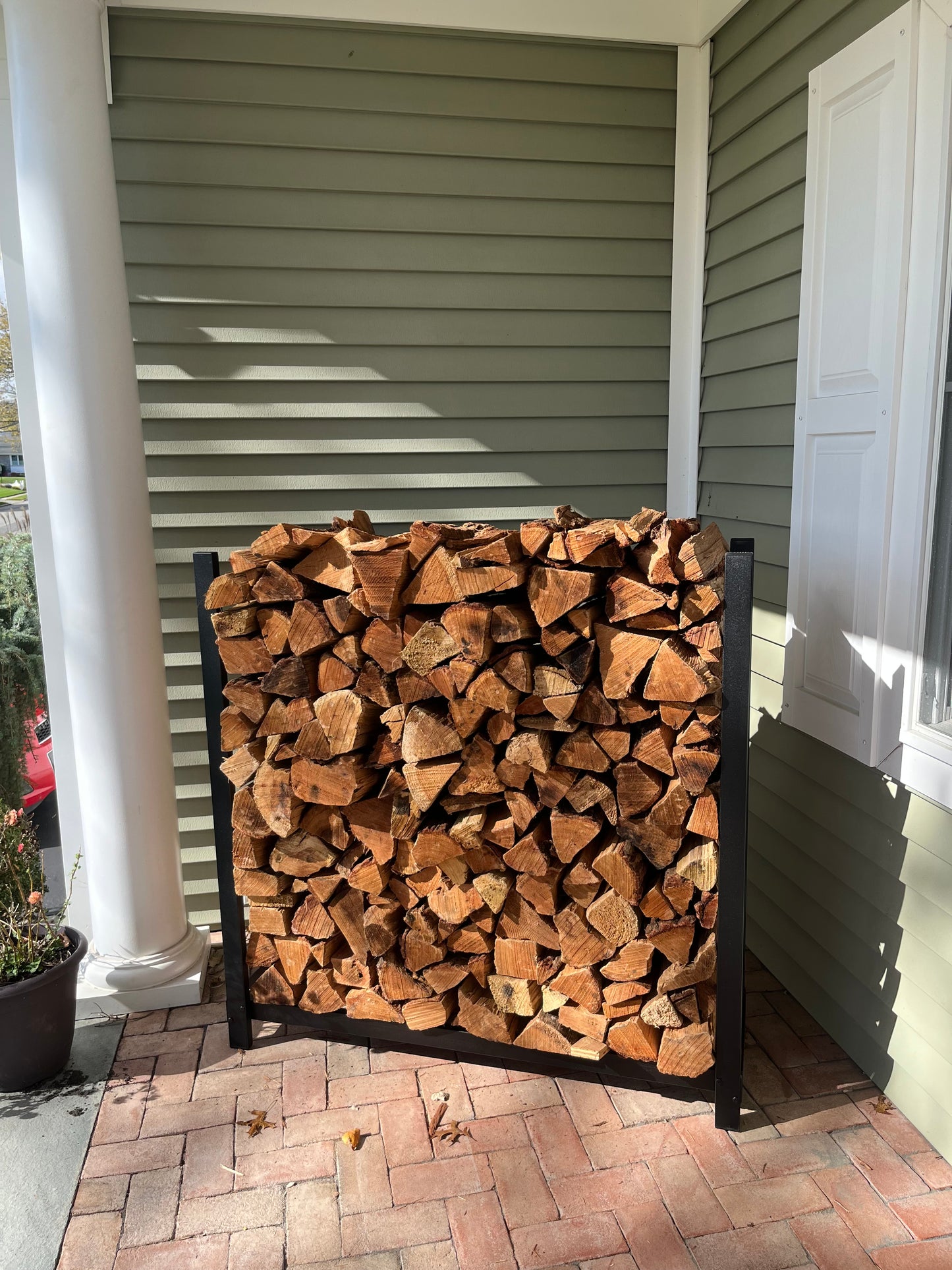 Kiln-Dried Hardwood Firewood